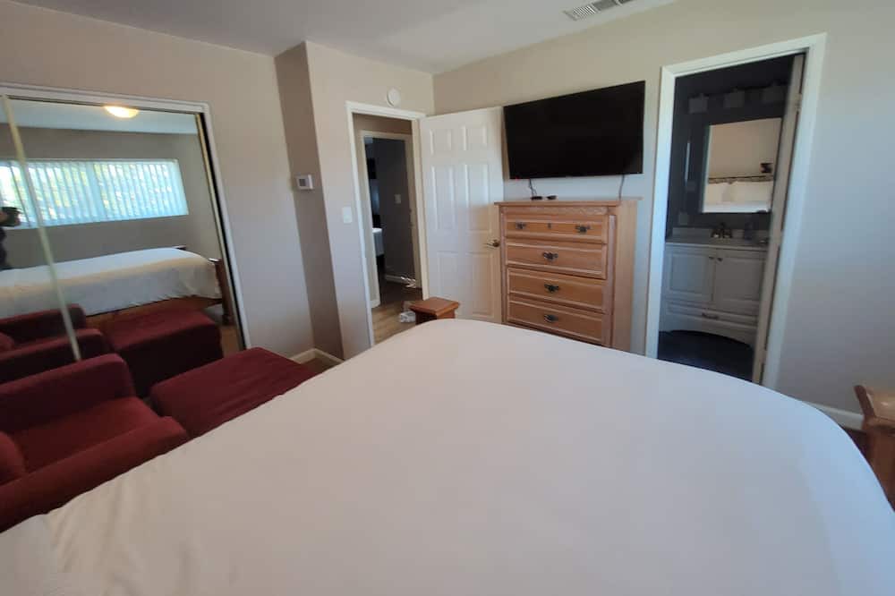 Photo of Bedroom in Linda Vista