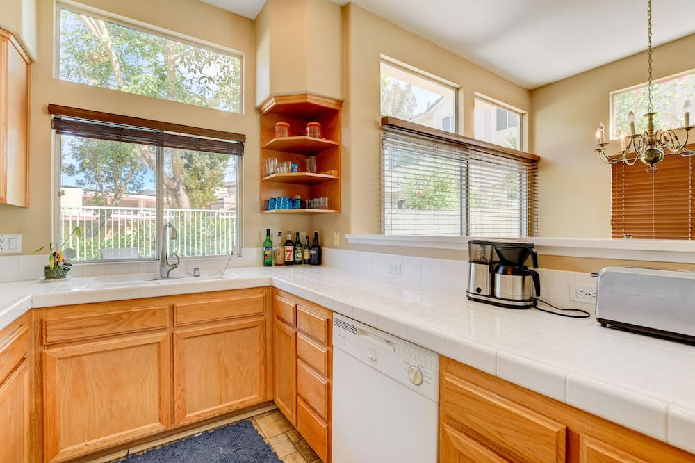 Photo of Kitchen in Mission Valley