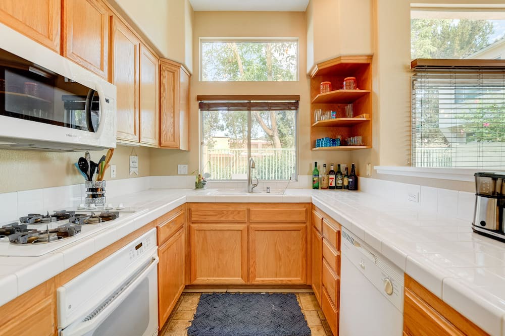 Photo of Kitchen in Mission Valley