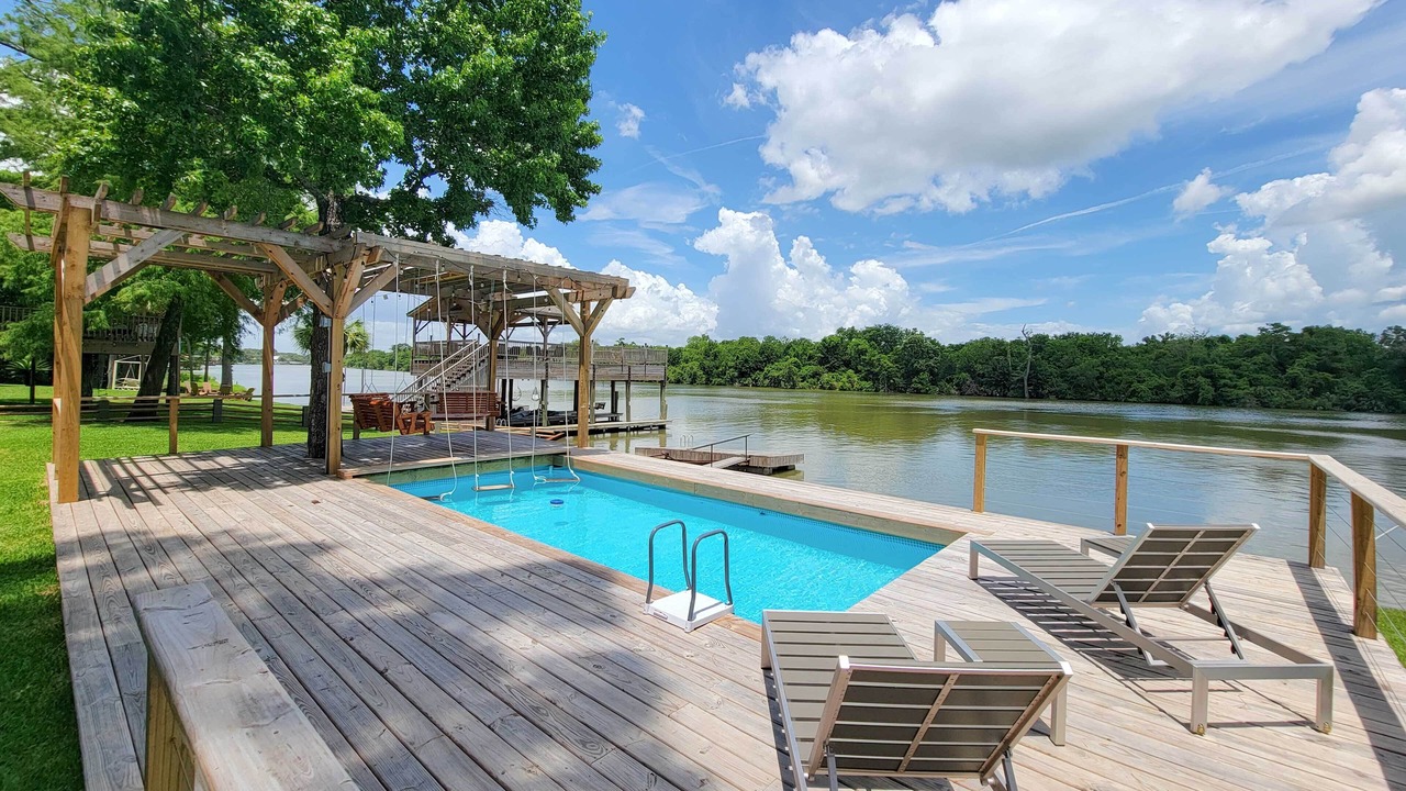 Photo of Outdoor in Barrett