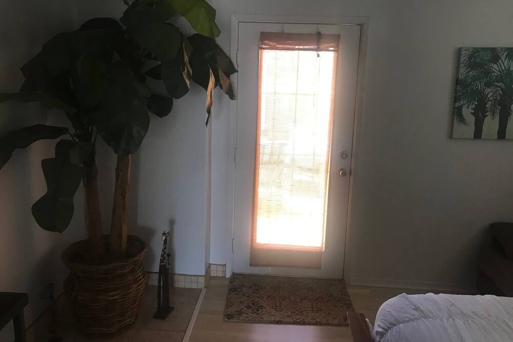 Photo of Bedroom in Clairemont