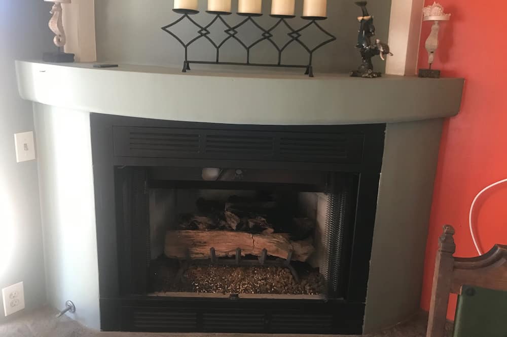 Photo of Livingroom in Clairemont