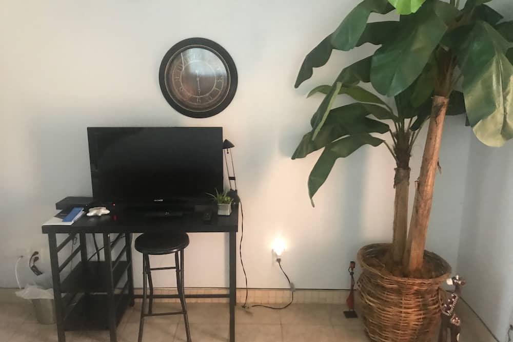 Photo of Bedroom in Clairemont