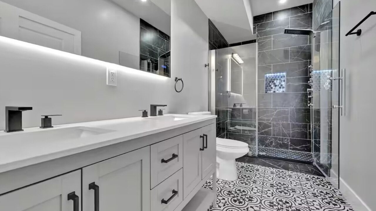 Photo of Bathroom in Newbold