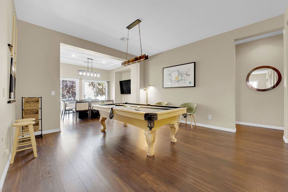 Photo of Bedroom in Enterprise