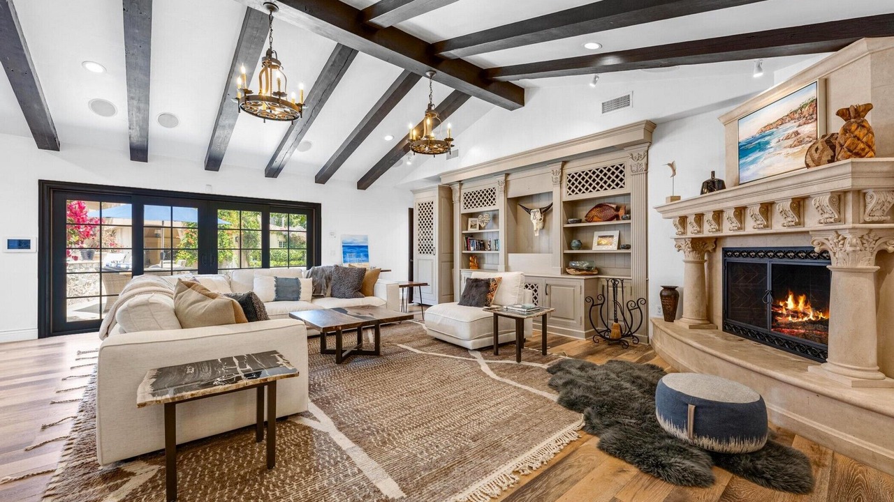 Photo of Livingroom in Hidden Valley
