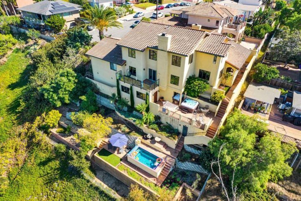 Photo of Outdoor in Mission Hills