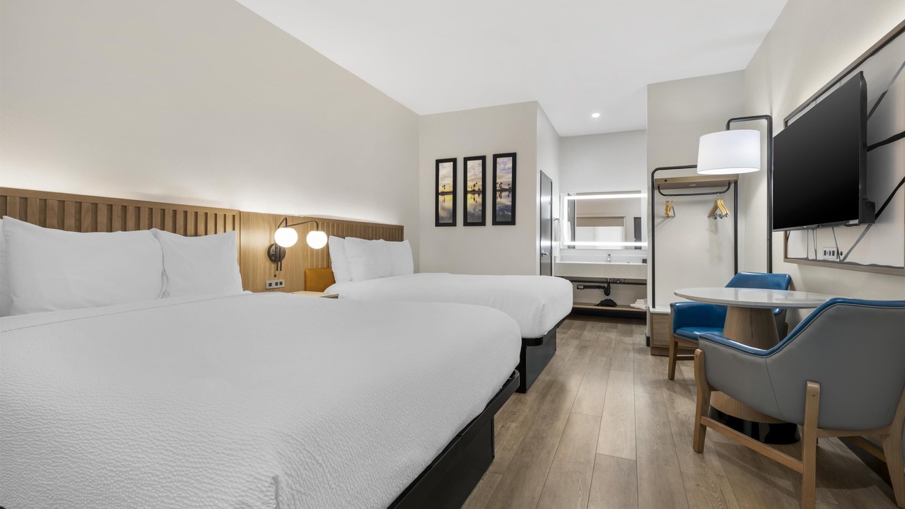 Photo of Bedroom in Bay Park