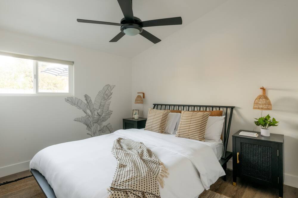 Photo of Bedroom in Serra Mesa