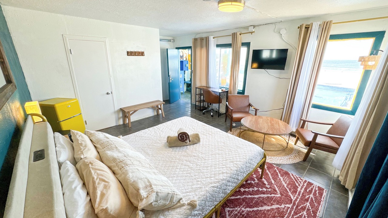 Photo of Bedroom in Pacific Beach