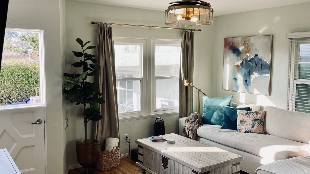 Photo of Livingroom in Mission Hills