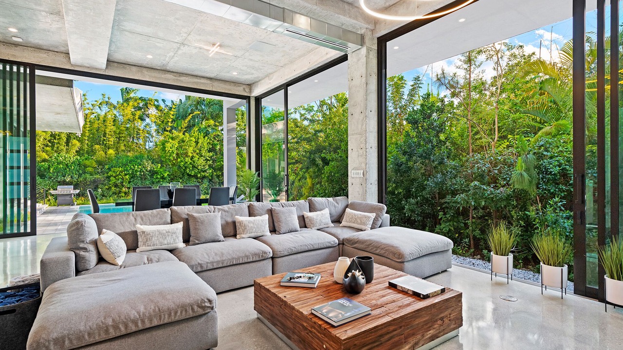 Photo of Livingroom in Centennial Hills