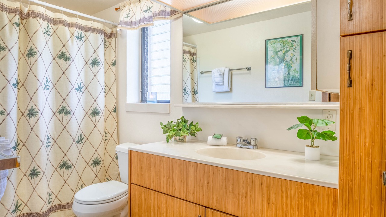 Photo of Bathroom in Maalaea