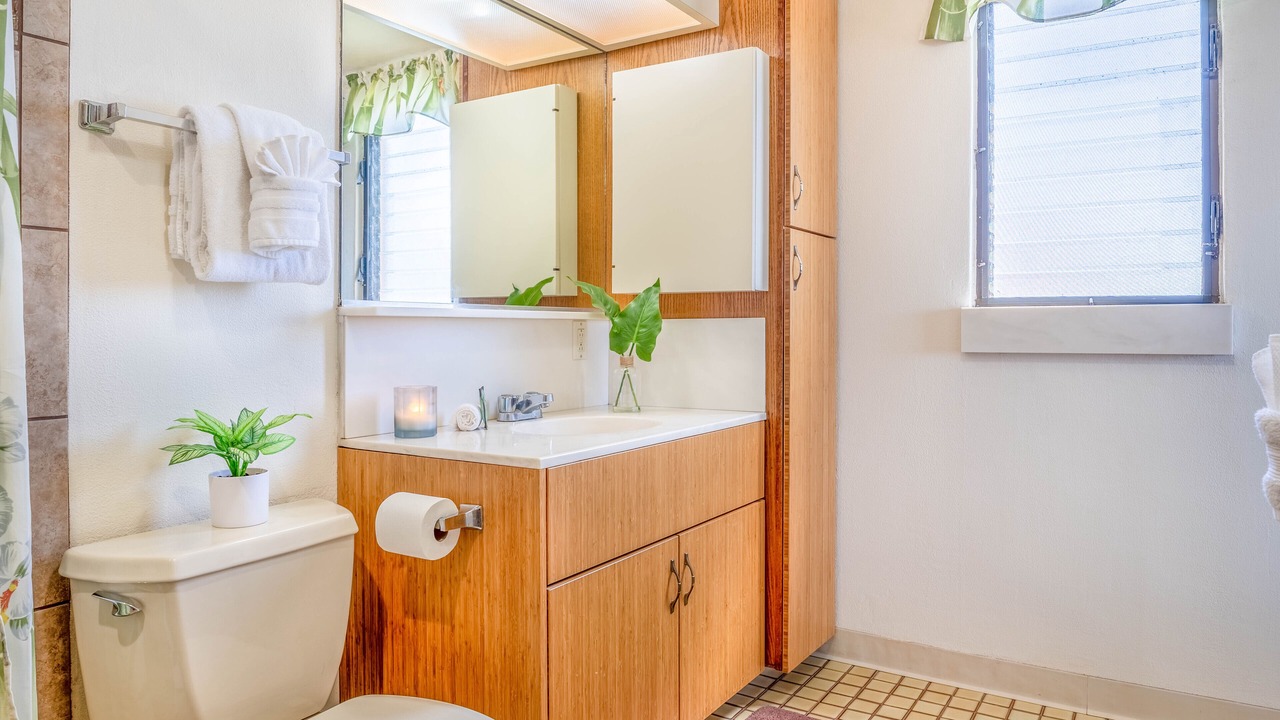 Photo of Bathroom in Maalaea