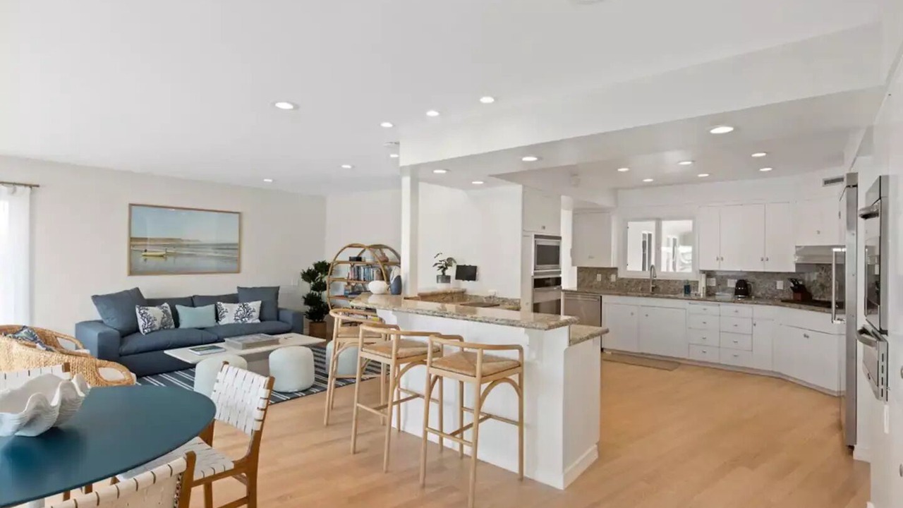 Photo of Bedroom in Lower Hermosa