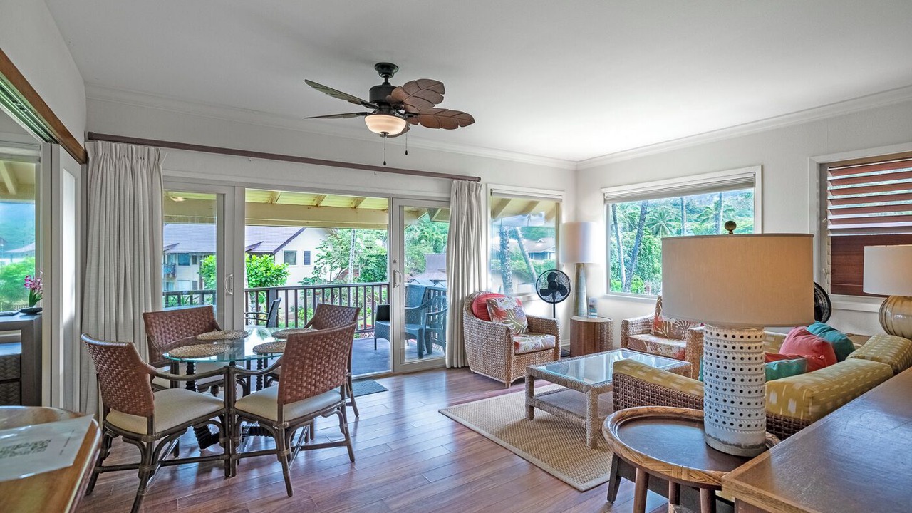 Photo of Livingroom in Wainiha