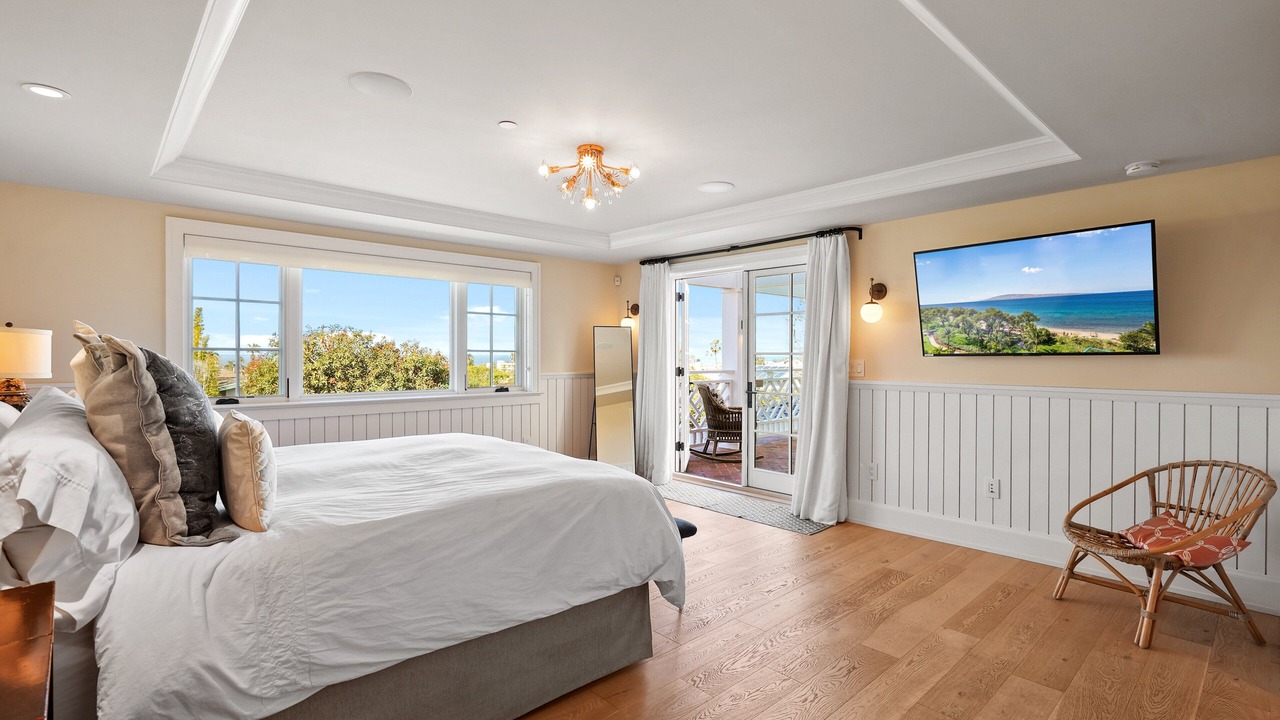 Photo of Bedroom in Village of La Jolla
