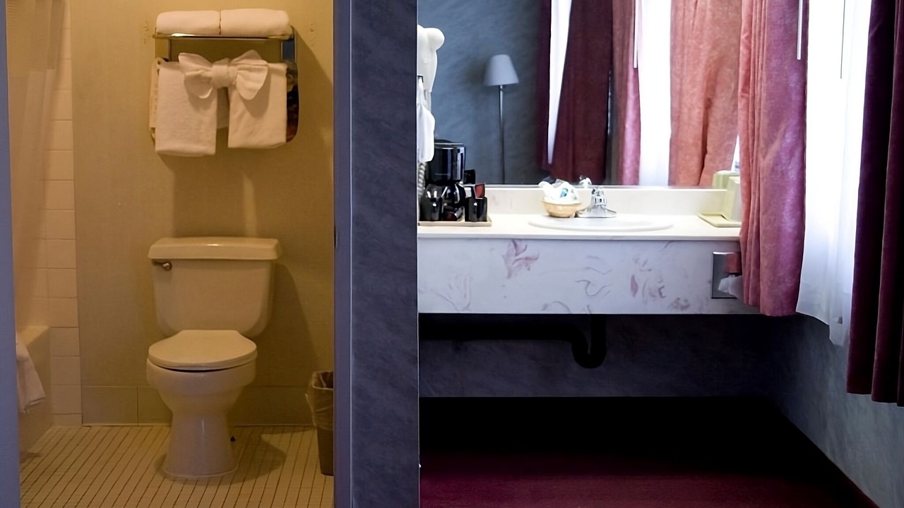 Photo of Bathroom in Old Town