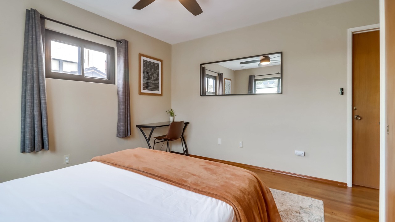 Photo of Bedroom in Harborview