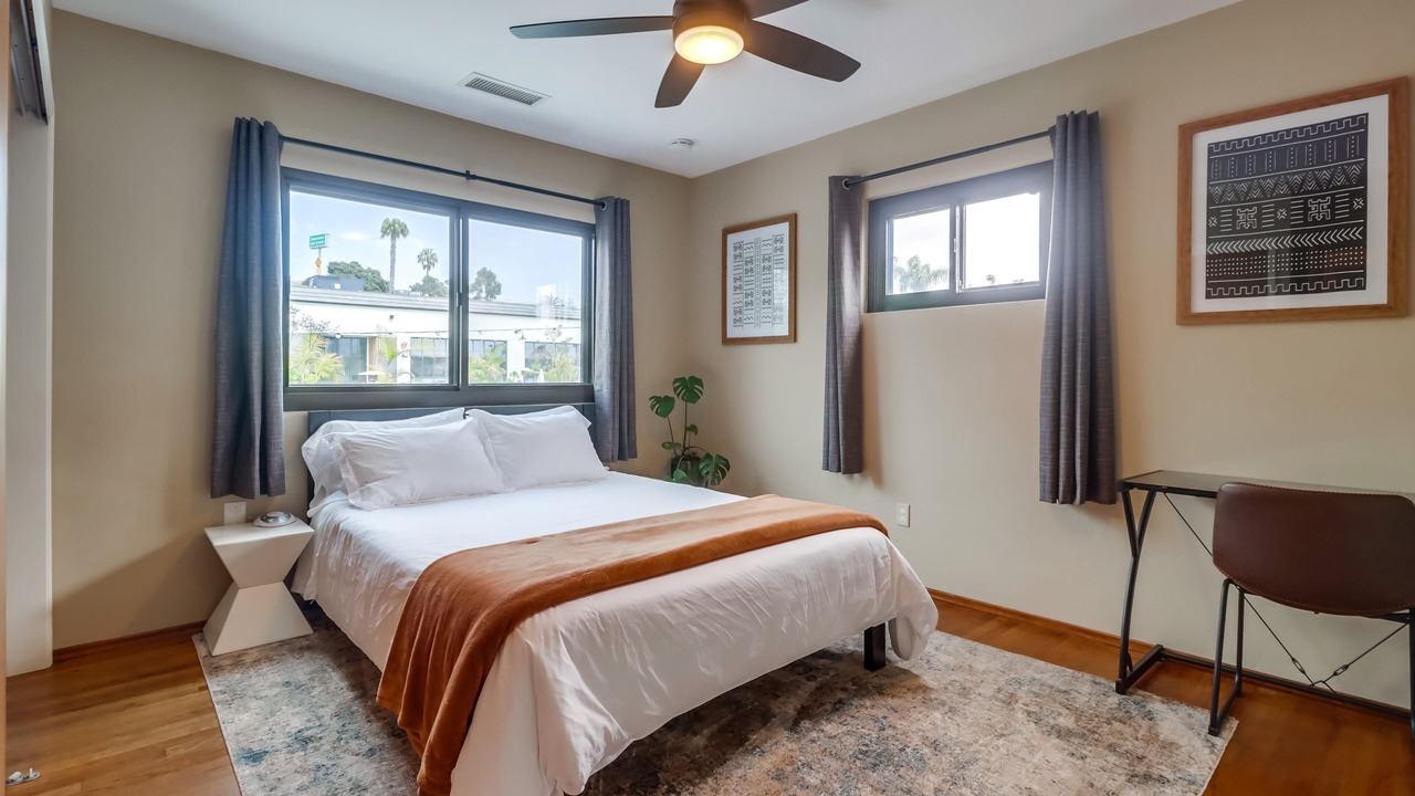 Photo of Bedroom in Harborview