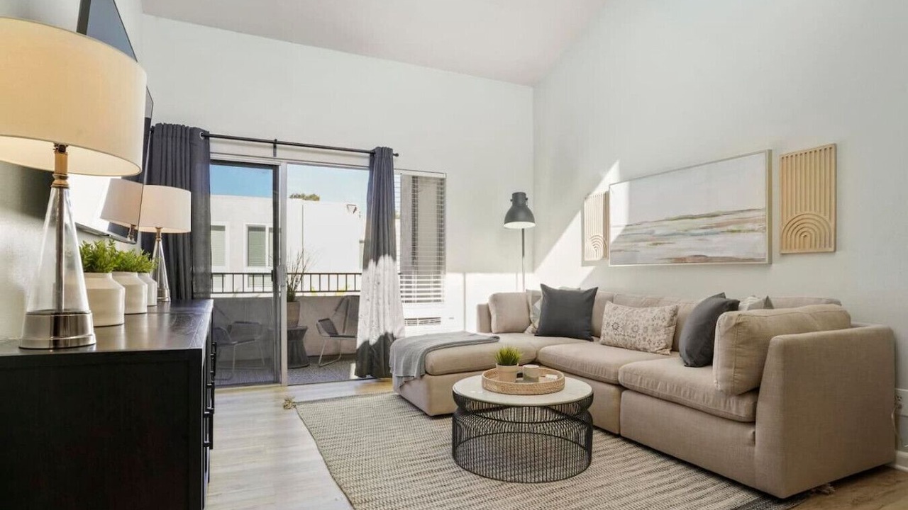 Photo of Livingroom in Serra Mesa