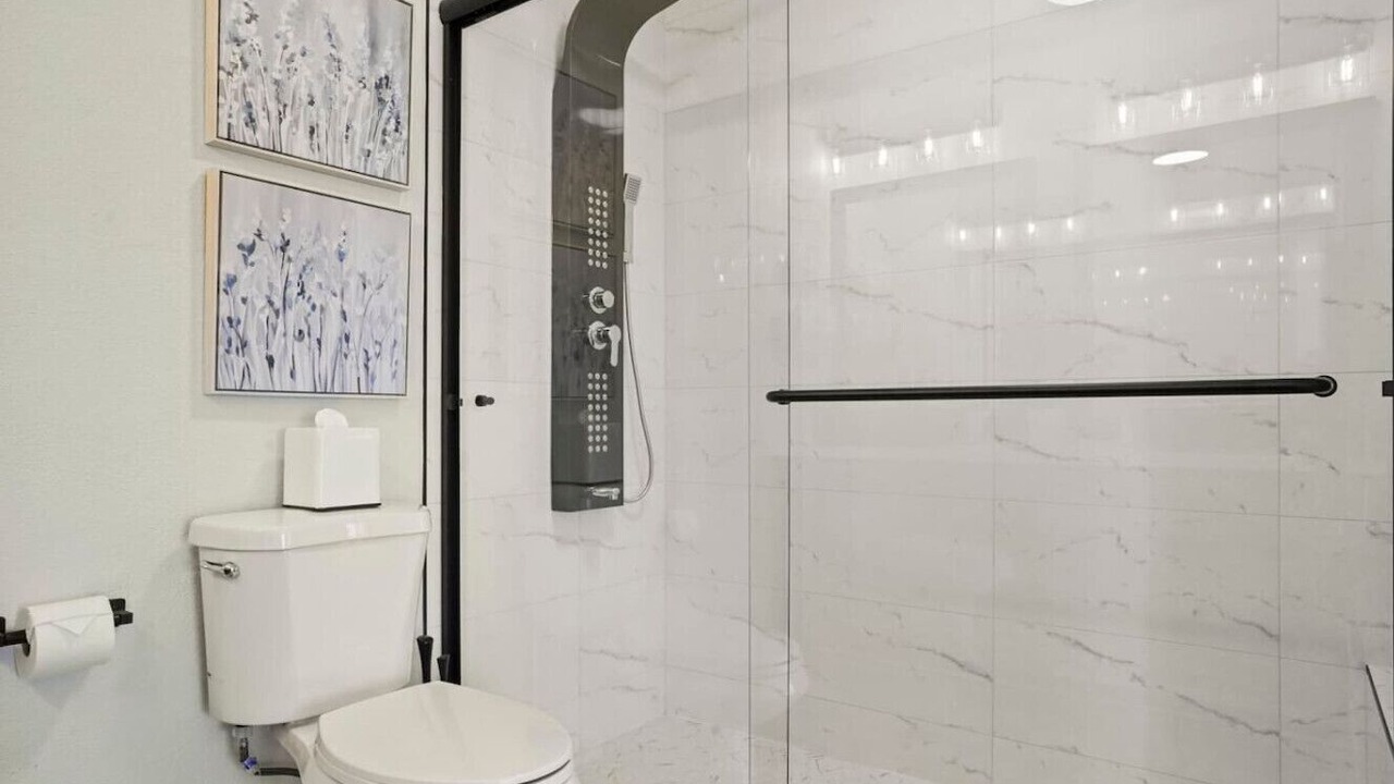 Photo of Bathroom in Serra Mesa