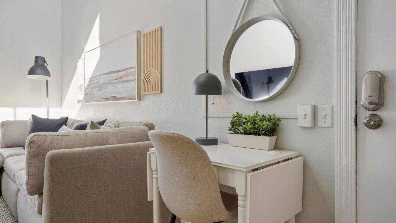 Photo of Livingroom in Serra Mesa