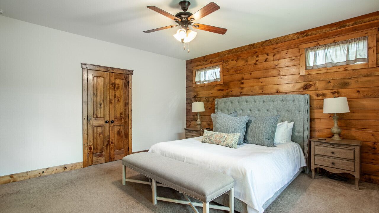 Photo of Bedroom in Townsend