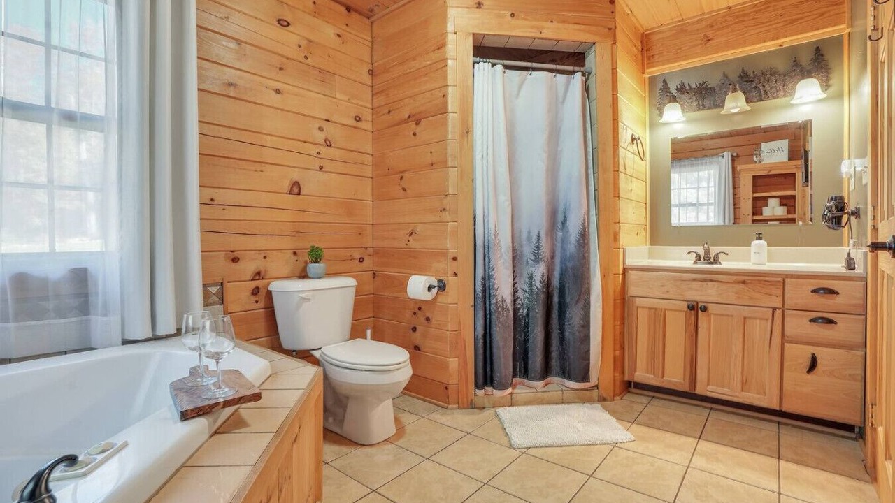 Photo of Bathroom in Orrtanna