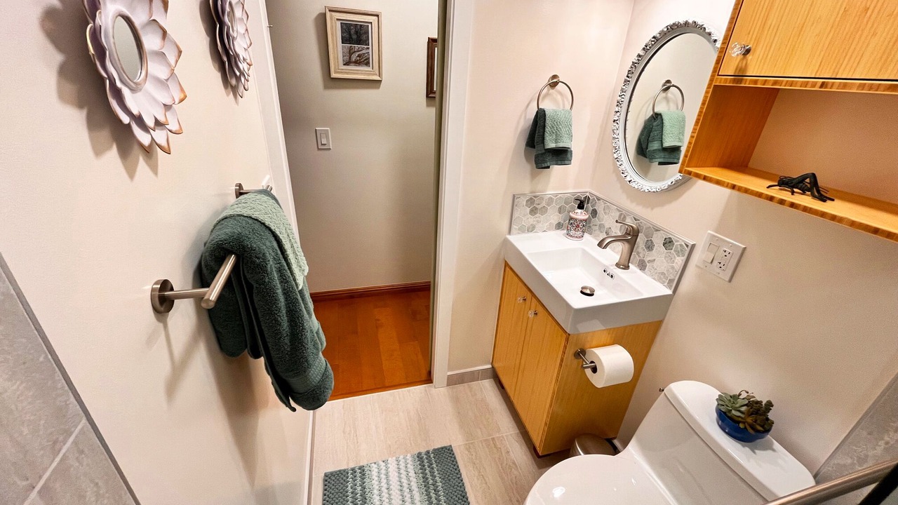 Photo of Bathroom in Bay Ho