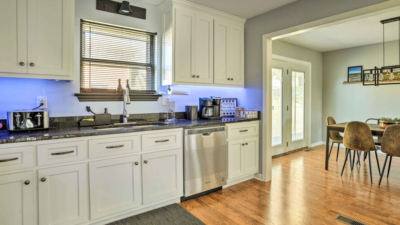 Photo of Kitchen in Flintstone