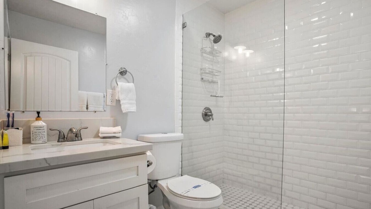Photo of Bathroom in Mission Hills