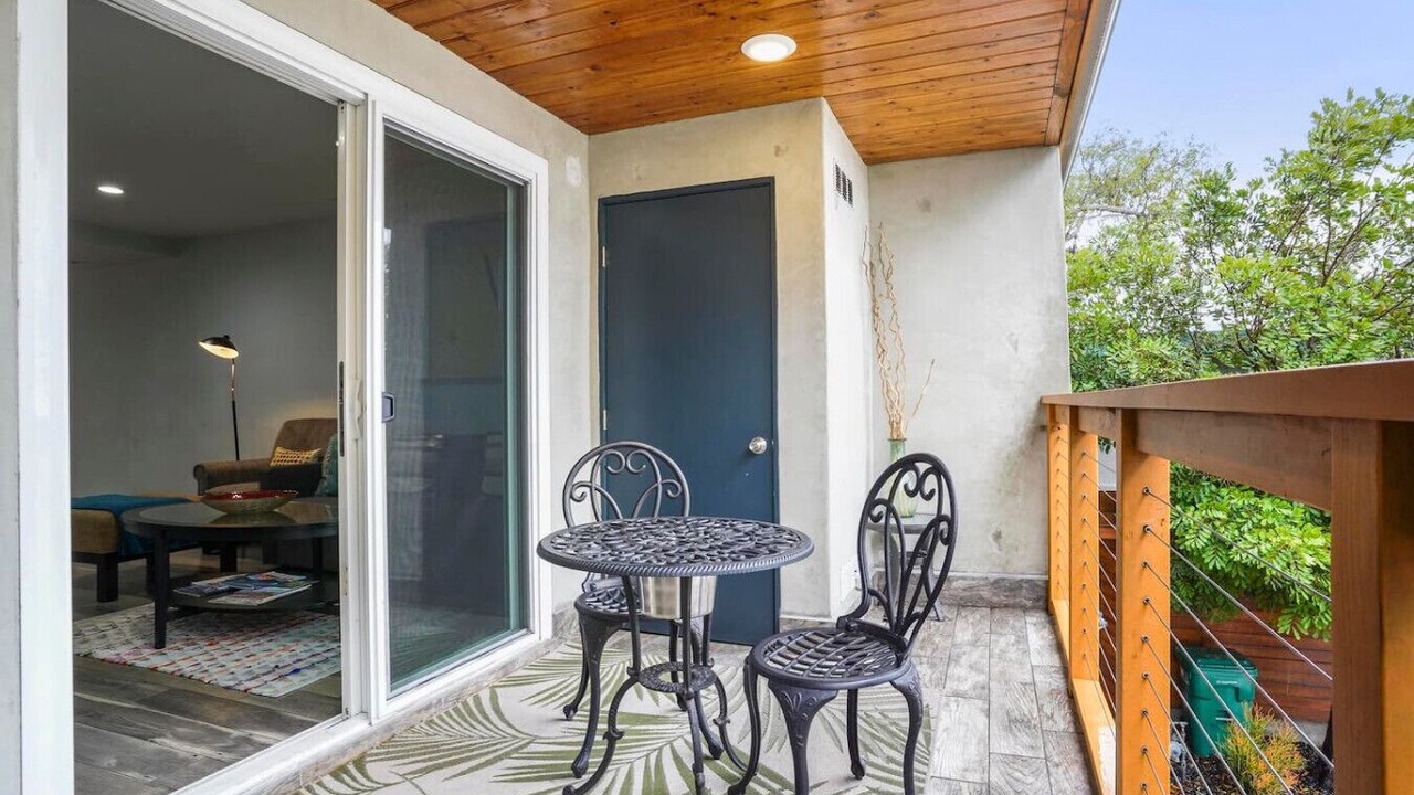 Photo of Outdoor in Mission Hills