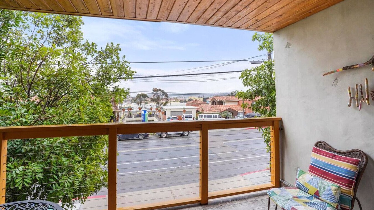 Photo of Outdoor in Mission Hills