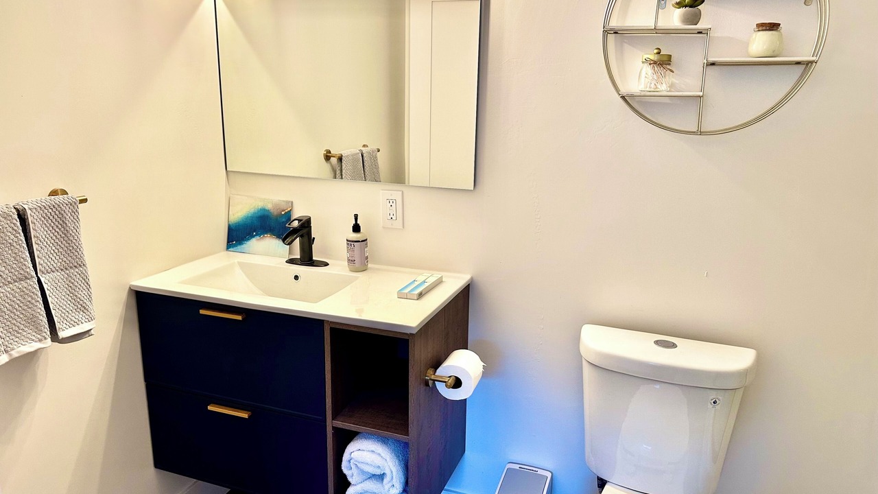 Photo of Bathroom in Linda Vista