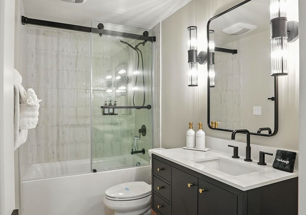 Photo of Bathroom in Crown Point