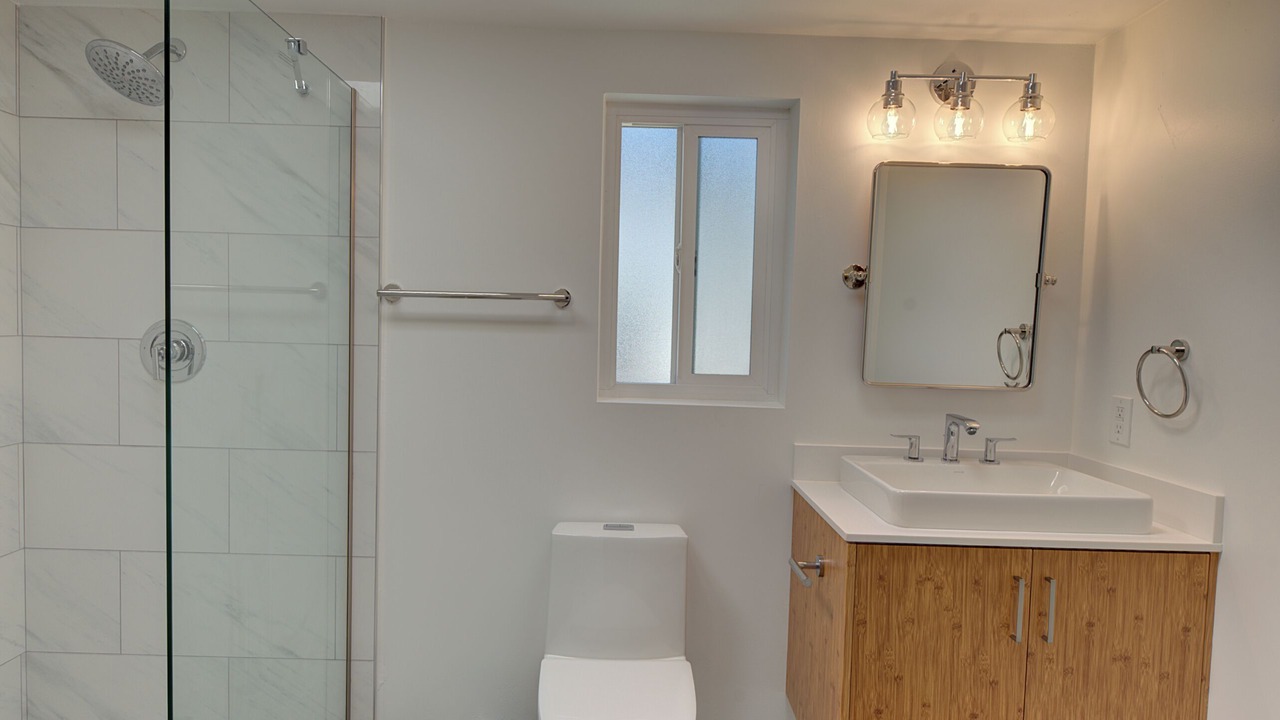 Photo of Bathroom in Bay Park
