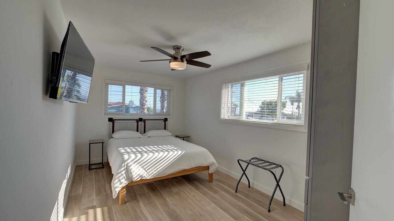 Photo of Bedroom in Bay Park
