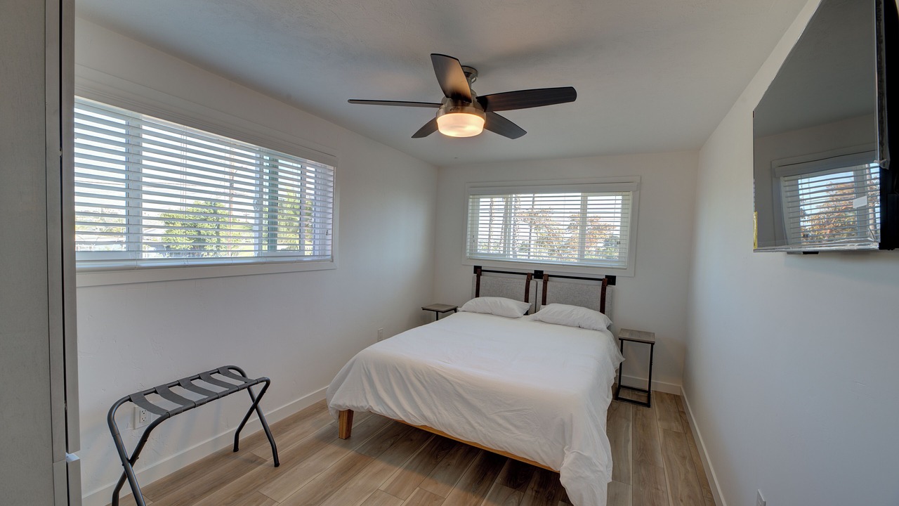 Photo of Bedroom in Bay Park
