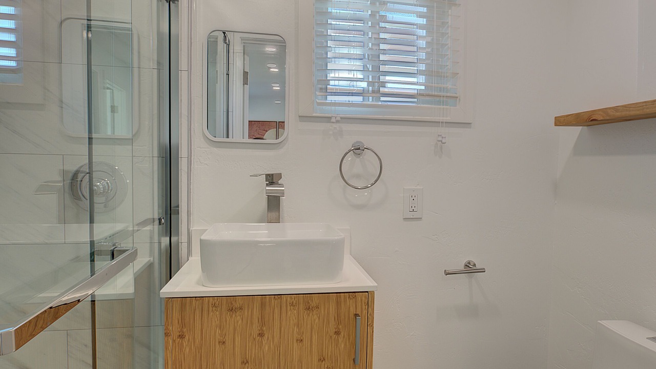 Photo of Bathroom in Bay Park