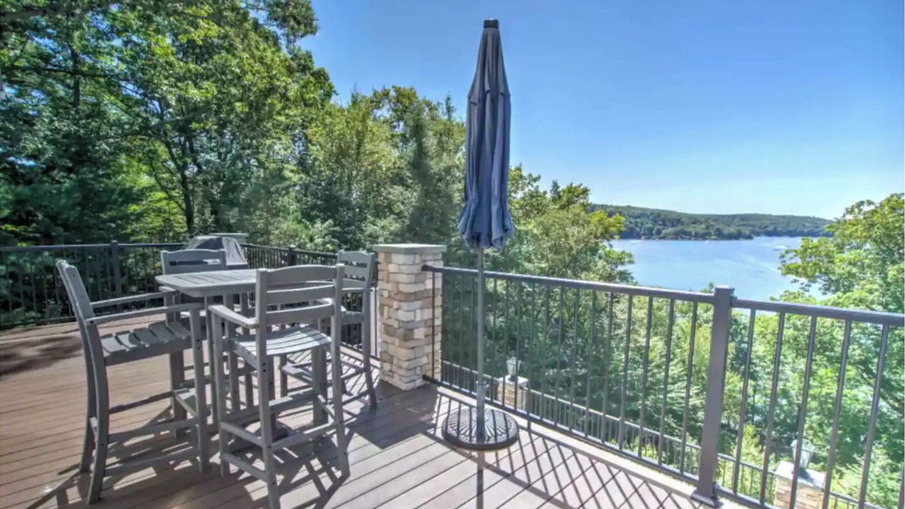 Photo of Outdoor in Greentown
