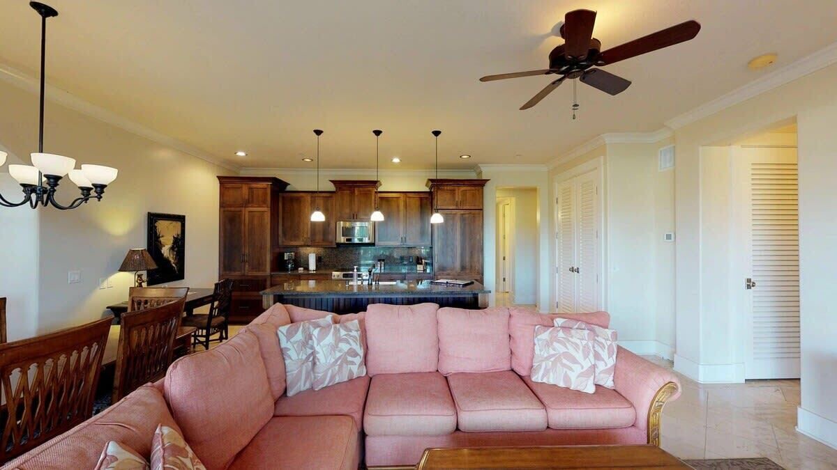 Photo of Livingroom in Poipu