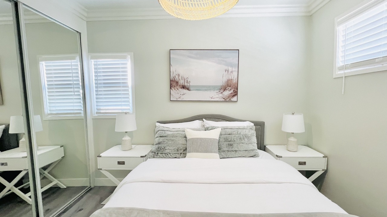 Photo of Bedroom in Crown Point