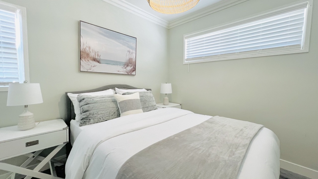 Photo of Bedroom in Crown Point