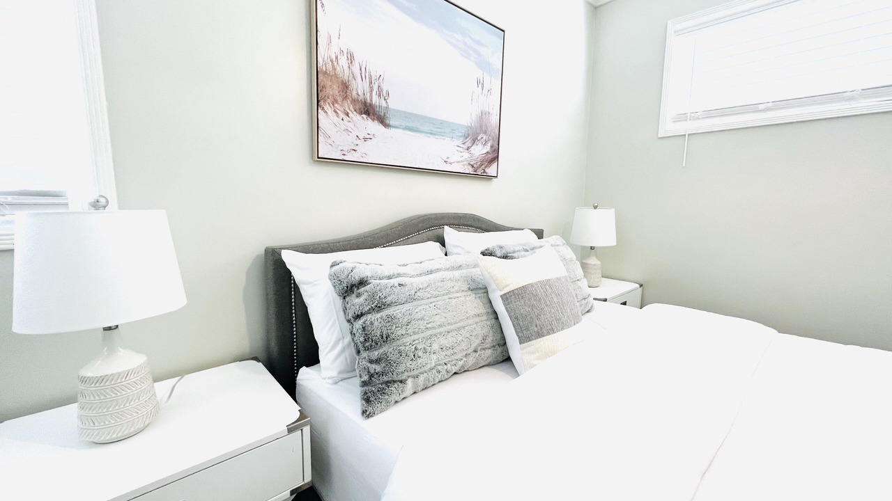 Photo of Bedroom in Crown Point