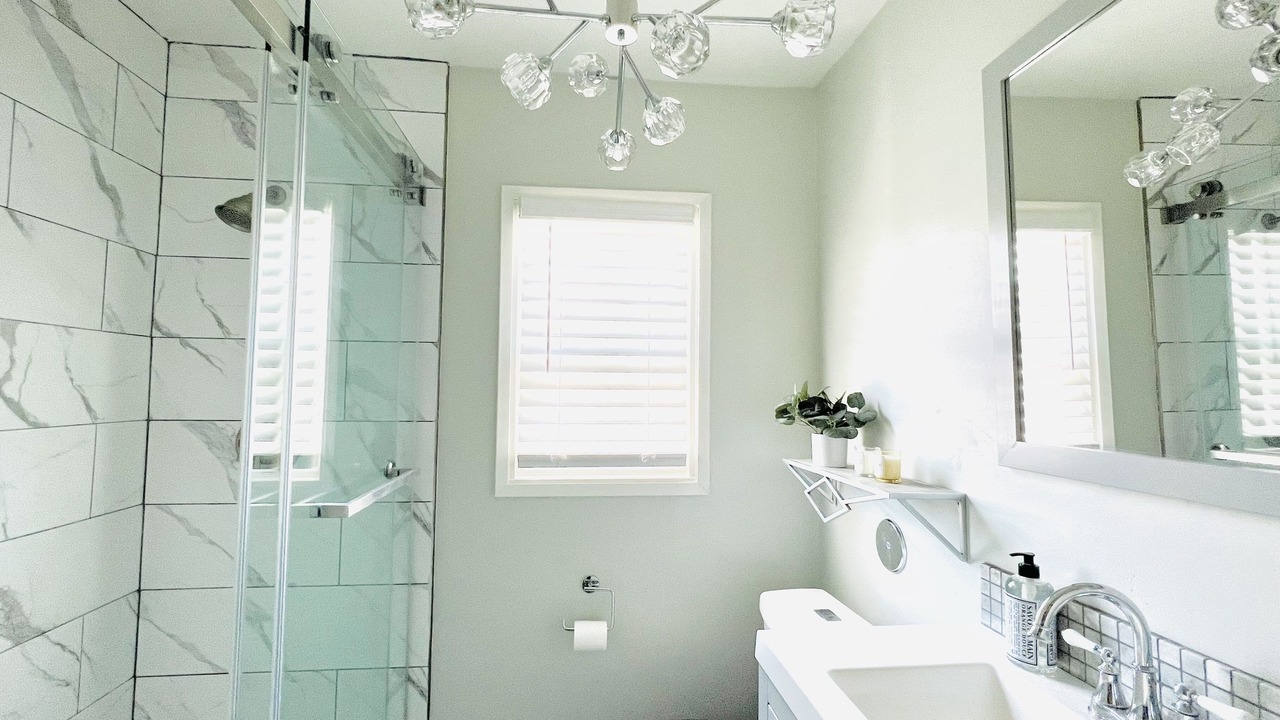 Photo of Bathroom in Crown Point