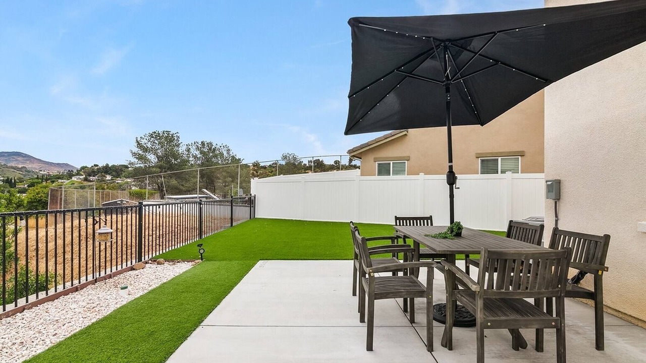 Photo of Outdoor in Allied Gardens