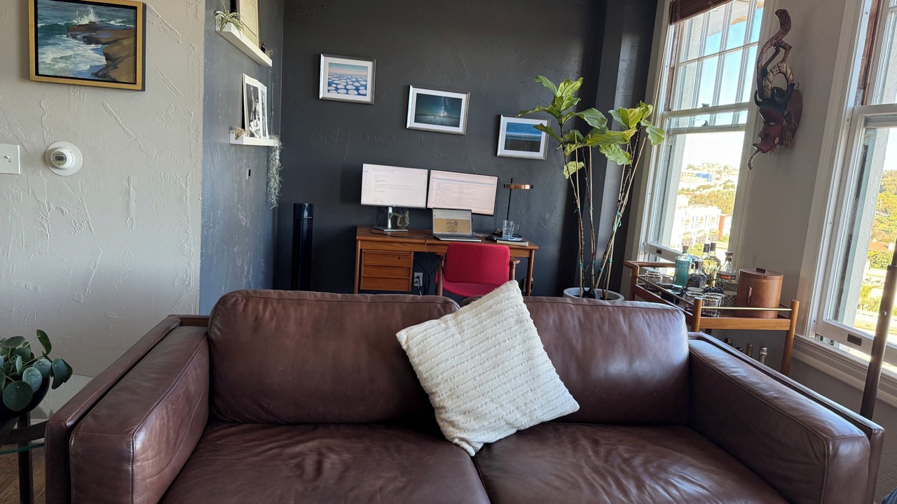 Photo of Livingroom in Civic Core