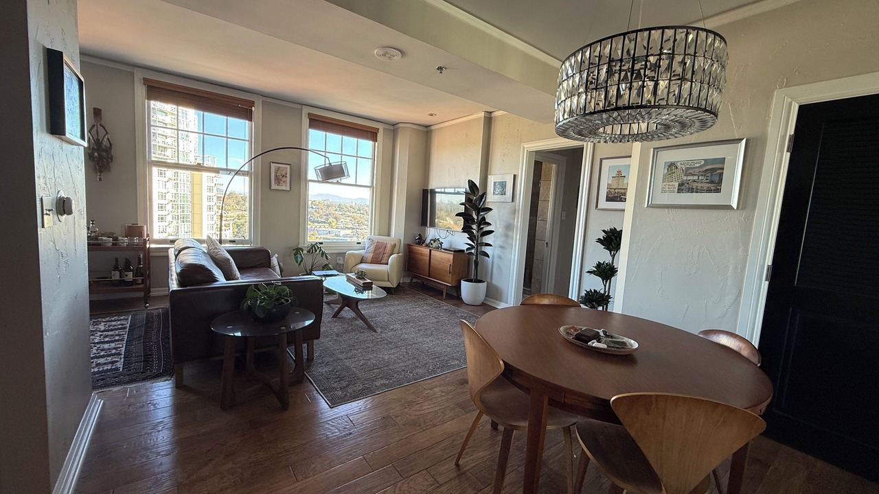 Photo of Livingroom in Civic Core