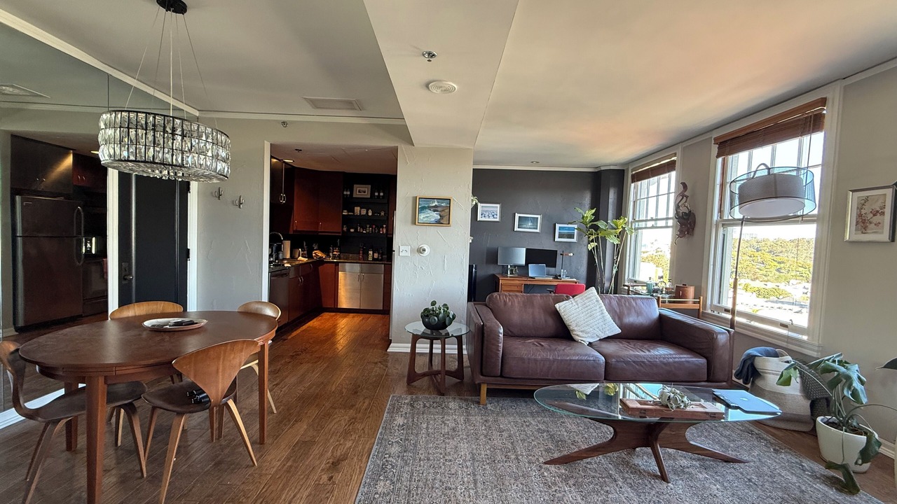 Photo of Livingroom in Civic Core